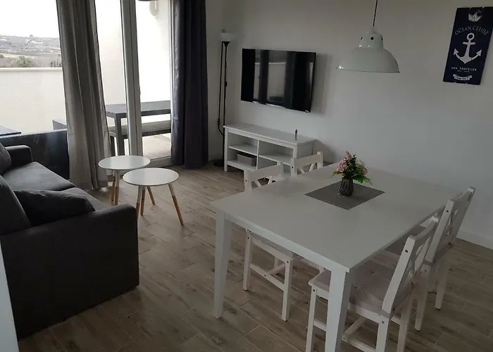 Rosenberg Apartment *