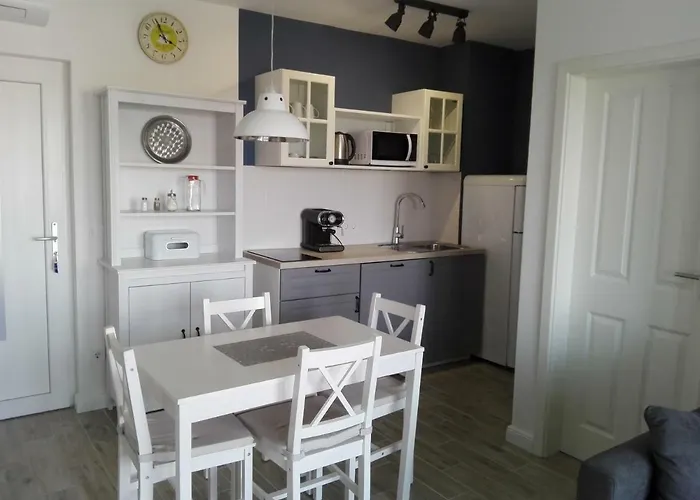 Rosenberg Apartment *